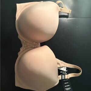 Torrid Women's Beige Lace Bra